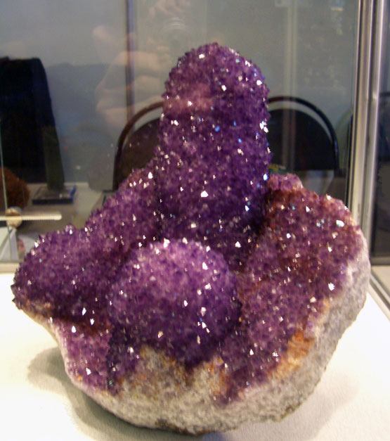 Amethyst. Кристаллы аметиста. Фото,свойства,магия,история,легенды